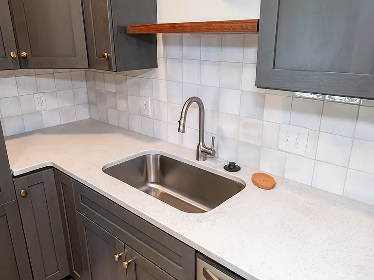 77 Ridgebury Dr — Photo 15
