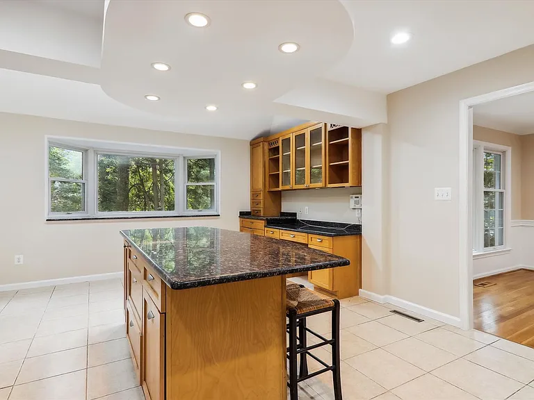 9309 Langford Ct — Photo 9