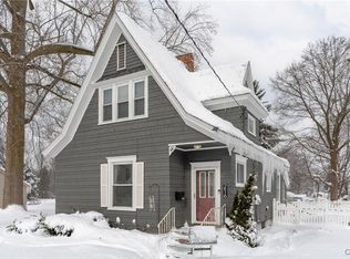 216 Chestnut St, North Syracuse, NY