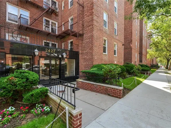 2427 E 29th St APT 4D, Brooklyn, NY 11235