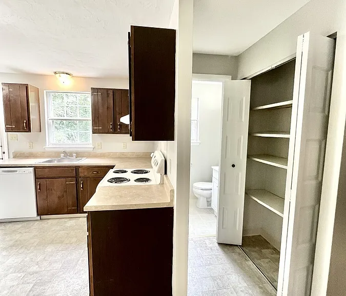 444 Tanglewood Ln — Photo 76