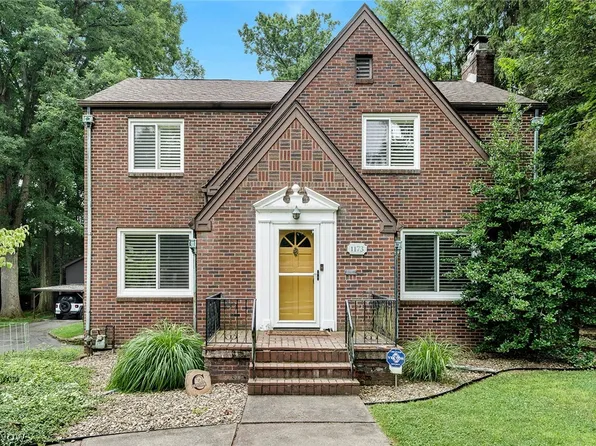 1173 Cherokee Dr, Youngstown, OH 44511