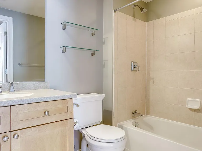 1115 Cameron St #208 — Photo 47