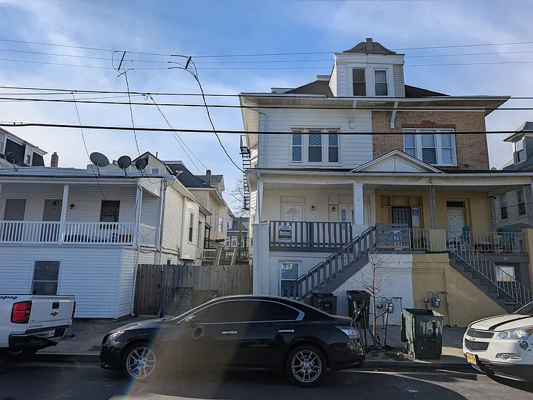 16 N Iowa Ave — Photo 17