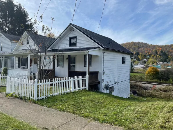 50 Rochester St, Bradford, PA 16701