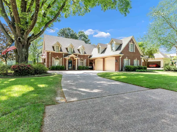 10295 W Shrewsbury Run, Collierville, TN 38017