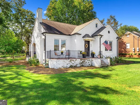 640 E Howell St, Hartwell, GA 30643