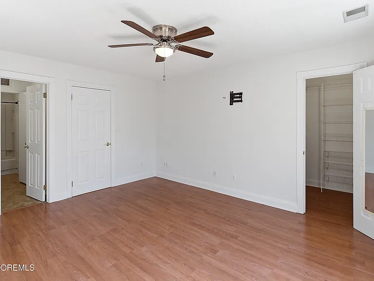 58 Frontier Way — Photo 15