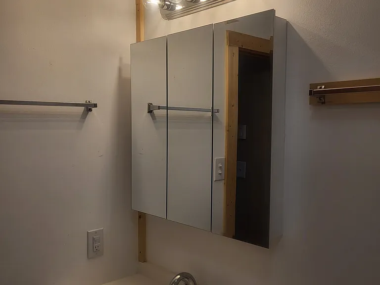 320 W North St #320 — Photo 8