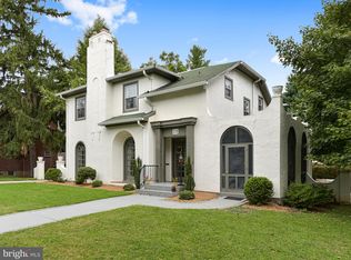 319 W College Ter, Frederick, MD 21701