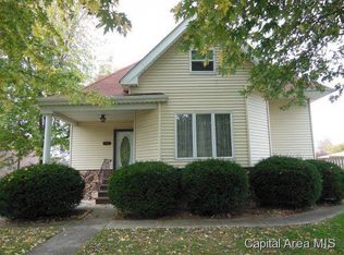 401 School St, Morrisonville, IL 62546