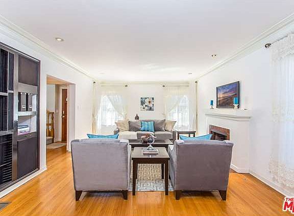5th image of 2832 Reynier Ave