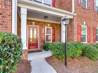1142 Lake Point Way, Suwanee, GA 30024
