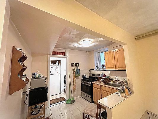 3rd image of 50-18 42nd St #B1