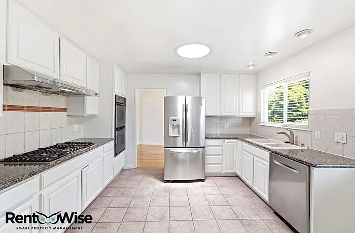 1955 Beach Park Blvd — Photo 12