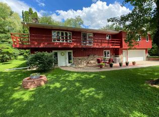 6999 Clow Rd, Winneconne, WI 54986