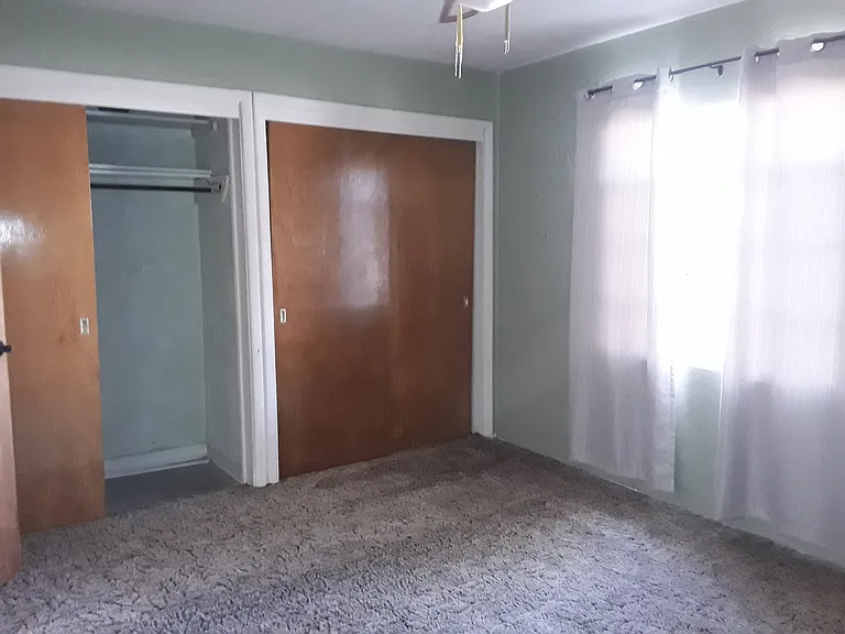 Hallway bedroom 2