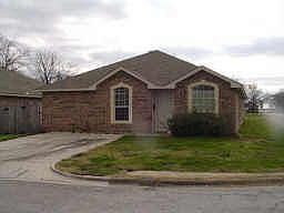 1st image of 2038 We Roberts St
