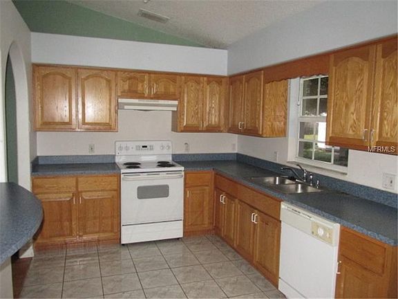 4th image of 4016 Niles Way