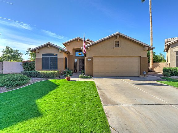 2nd image of 1809 E Dava Dr