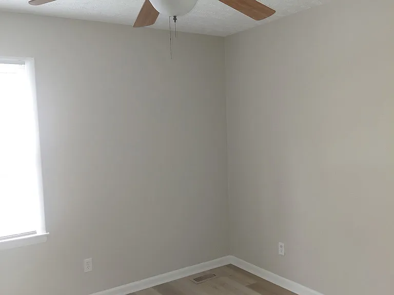 920 Wicker Ct — Photo 8