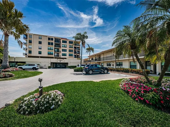 6180 Sun Blvd APT 306, Saint Petersburg, FL 33715