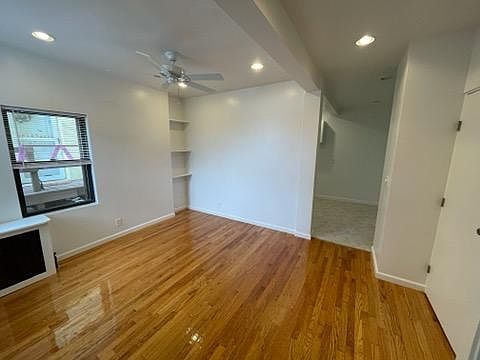 2nd image of 500 McLean Ave #4567