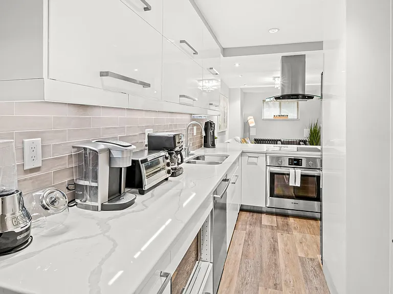 506 Seward Sq SE #1 — Photo 21