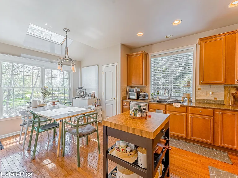 26168 Fieldstone Dr #100 — Photo 16