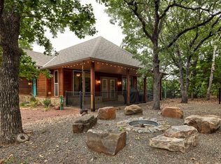 513 NW Eagles Landing Pl, Medicine Park, OK 73557