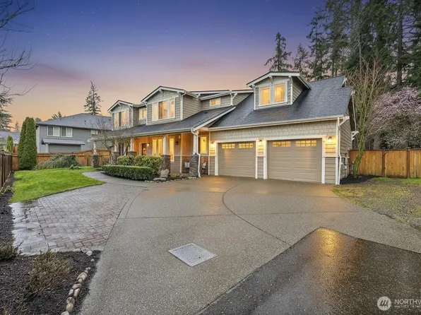 2712 Sunset Court, Steilacoom, WA 98388
