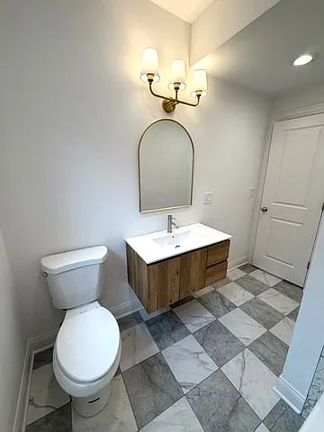7823 S Wood St #3 — Photo 12