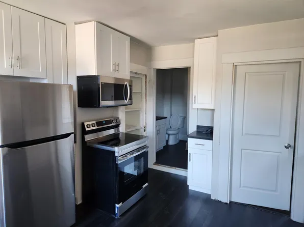 100 Federal St APT 2, Portland, ME 04101