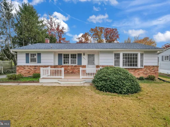 697 W Maple Rd, Linthicum, MD 21090