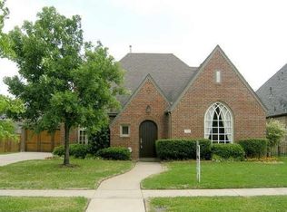 2106 Kingsbury Rd, Mansfield, TX 76063