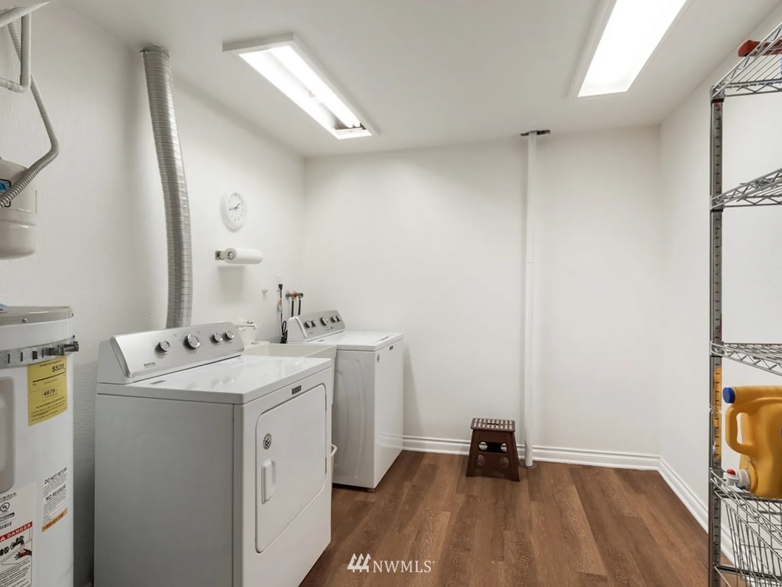 3 bed, 1800 sqft, $2,400 — Photo 4