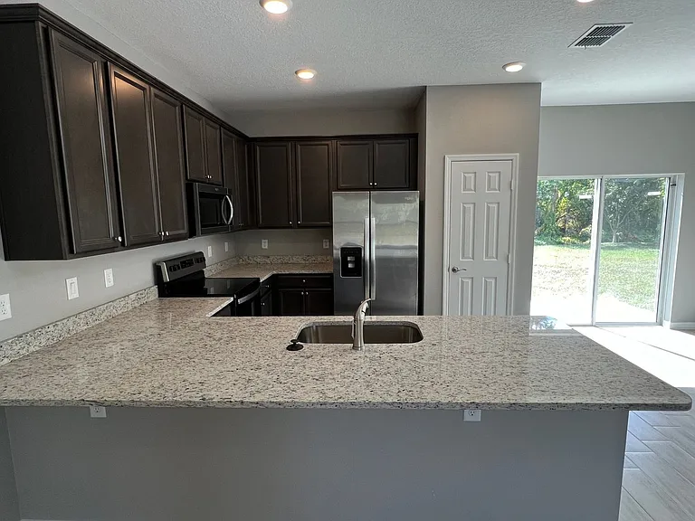 238 Silverfrost St SE — Photo 10
