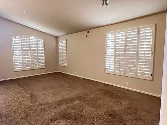 3rd image of 9071 E Rockwood Dr