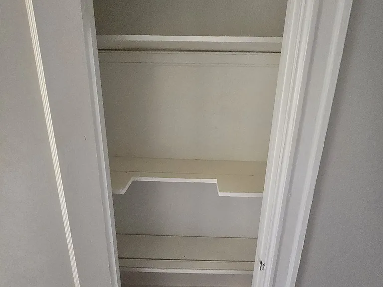 24 Barclay St #2D — Photo 8
