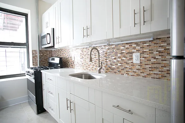 Rented by The Syper Group | media 15