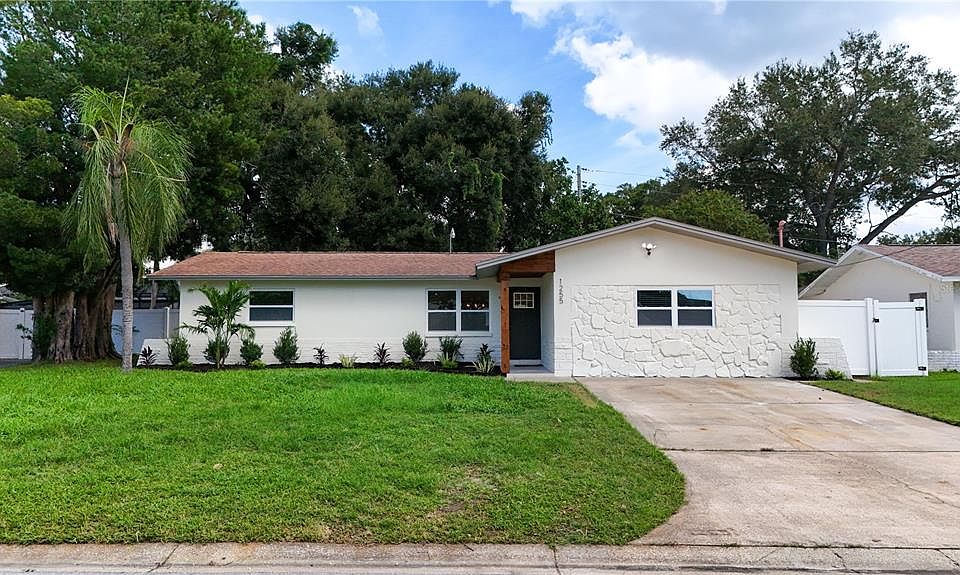 1st image of 1255 E LAZY LAKE ROAD