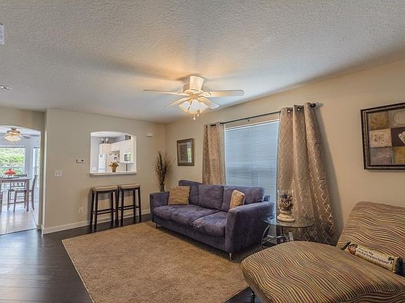 5th image of 7569 Oxford Garden Cir