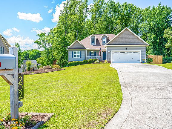 2nd image of 202 W Harrington Avenue