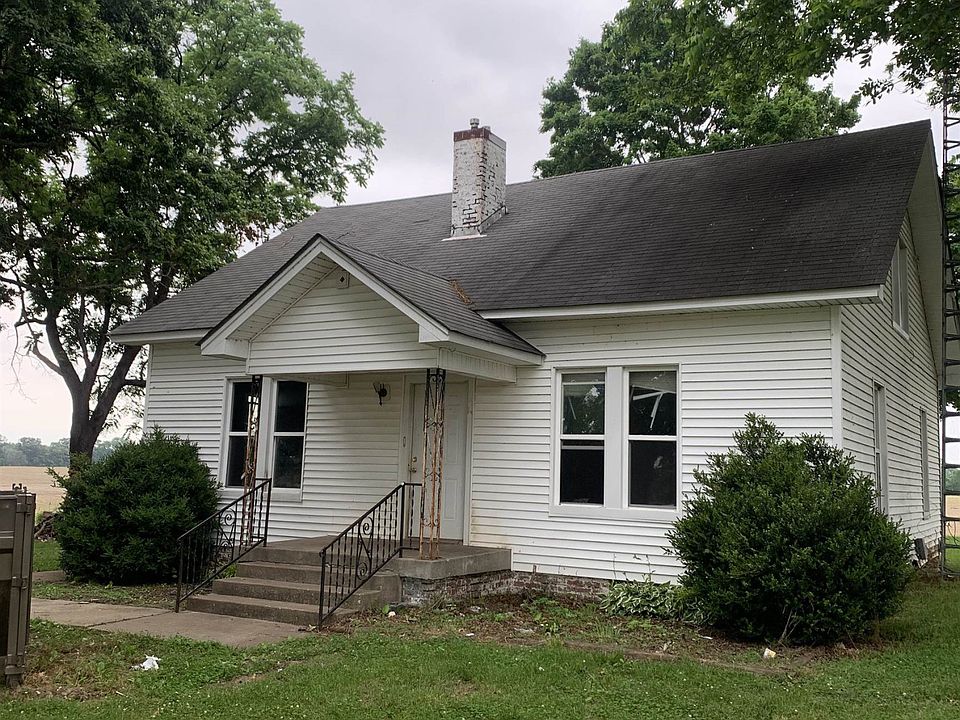 2nd image of 962 Tucker Rd