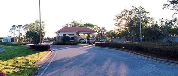 2nd image of 2777 Heatherside Ave #1