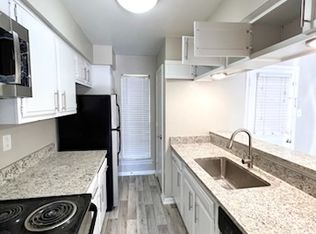 Brixton West Apartment Homes, Arlington, TX 76010