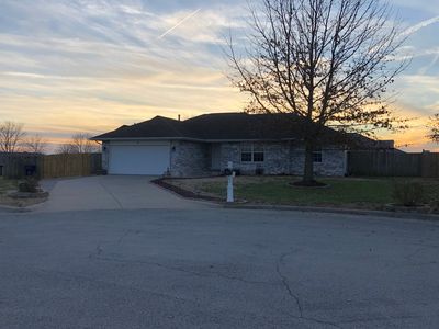 411 N Glenwood Ave, Republic, MO, 65738