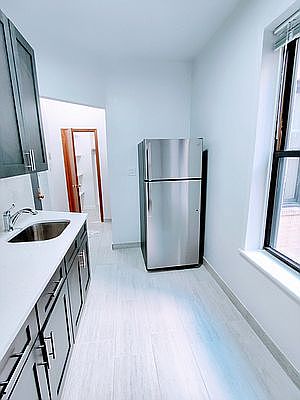 1st image of 29-06 Crescent St #6