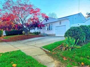 155 Meucci Ave, Copiague, NY 11726