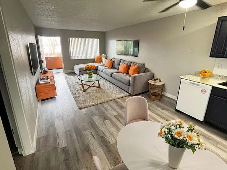 625 Hathaway Dr — Photo 12